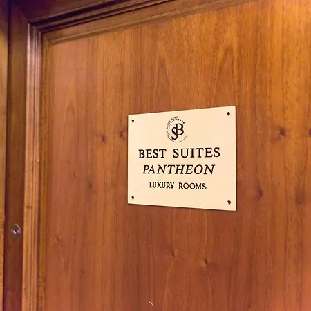 Pantheon Bed & Breakfast 4*