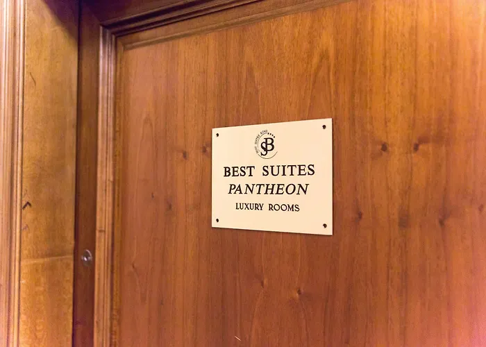 Pantheon Bed & Breakfast 3*