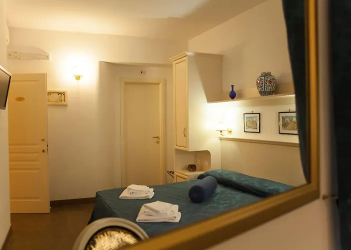 Pantheon فندق مبيت وإفطار 3*